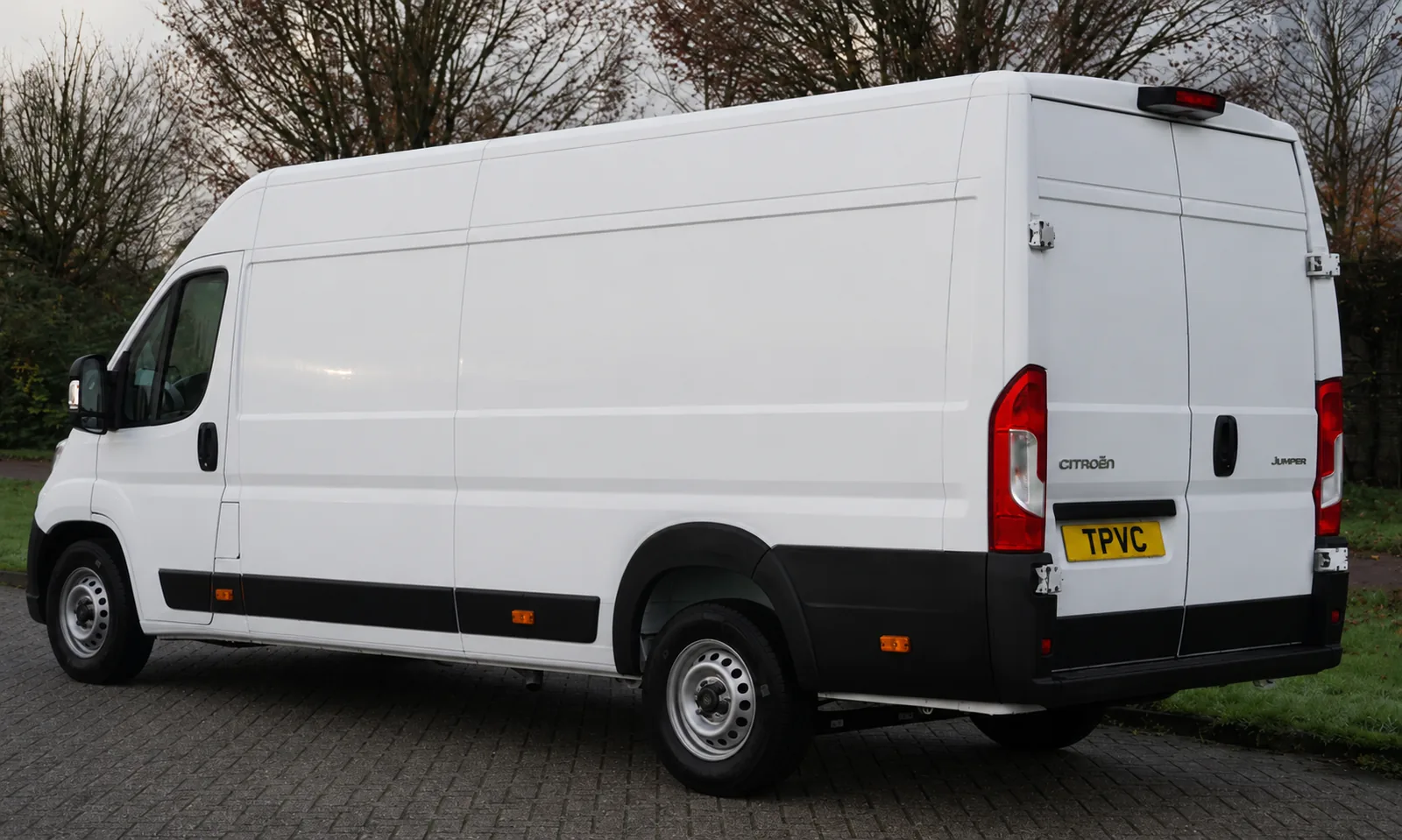 citroen-relay-l4-h2-enterprise-rear