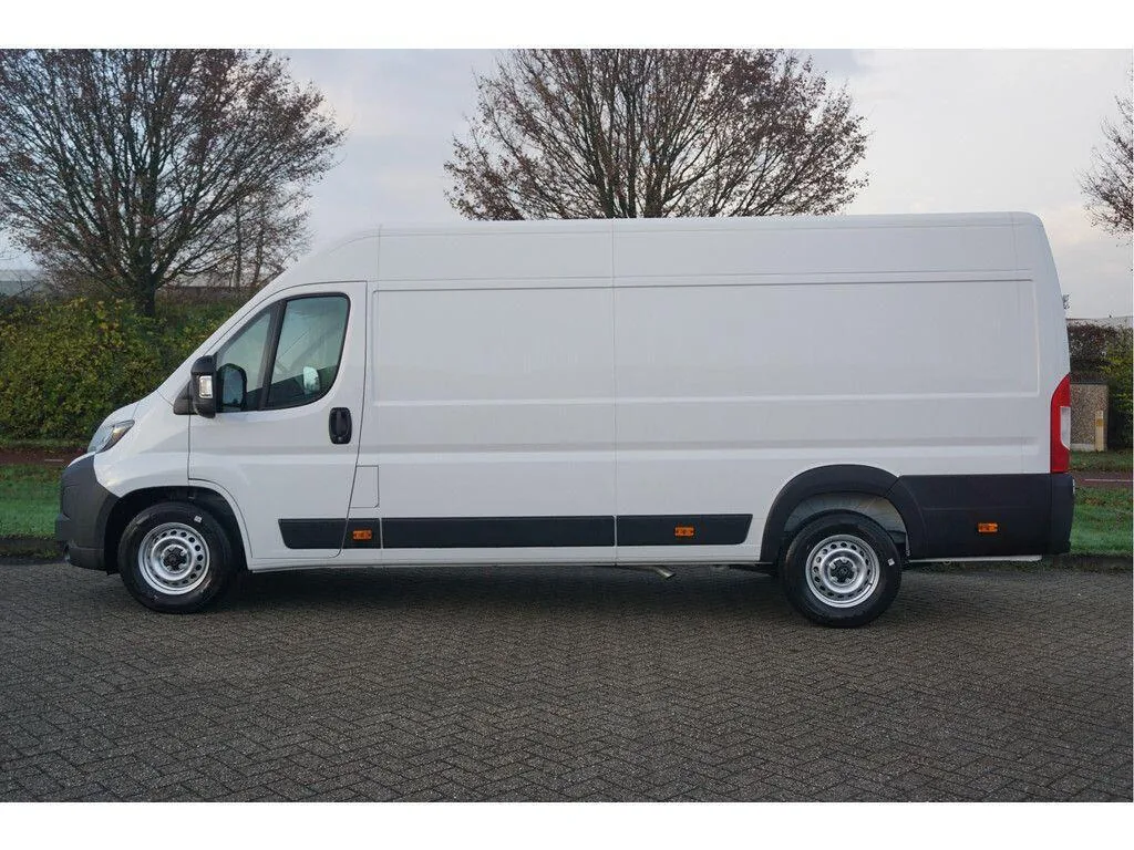 citroen-relay-l4-h2-enterprise-side