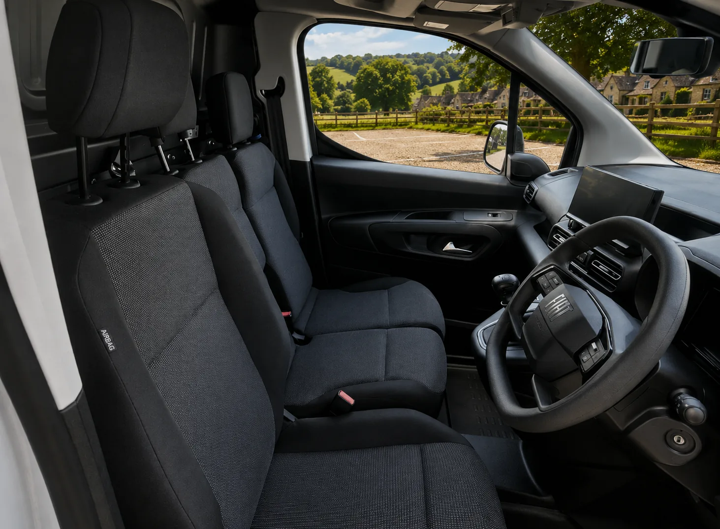 Fiat Doblo L2 - cab interior