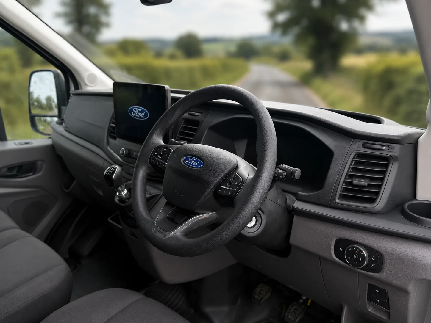 ford-transit-l2-h2-leader-cab