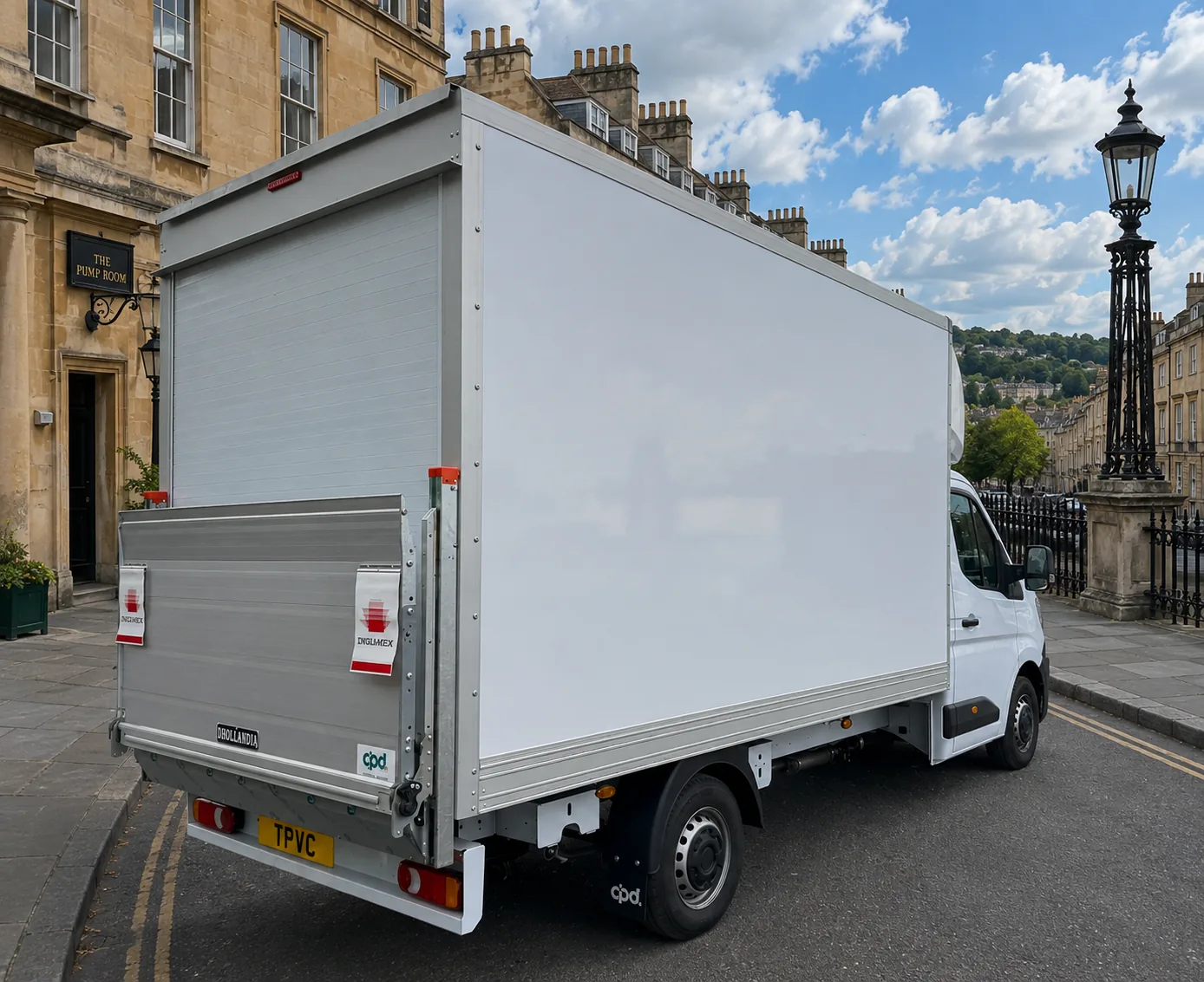 nissan-interstar-acenta-luton-rear