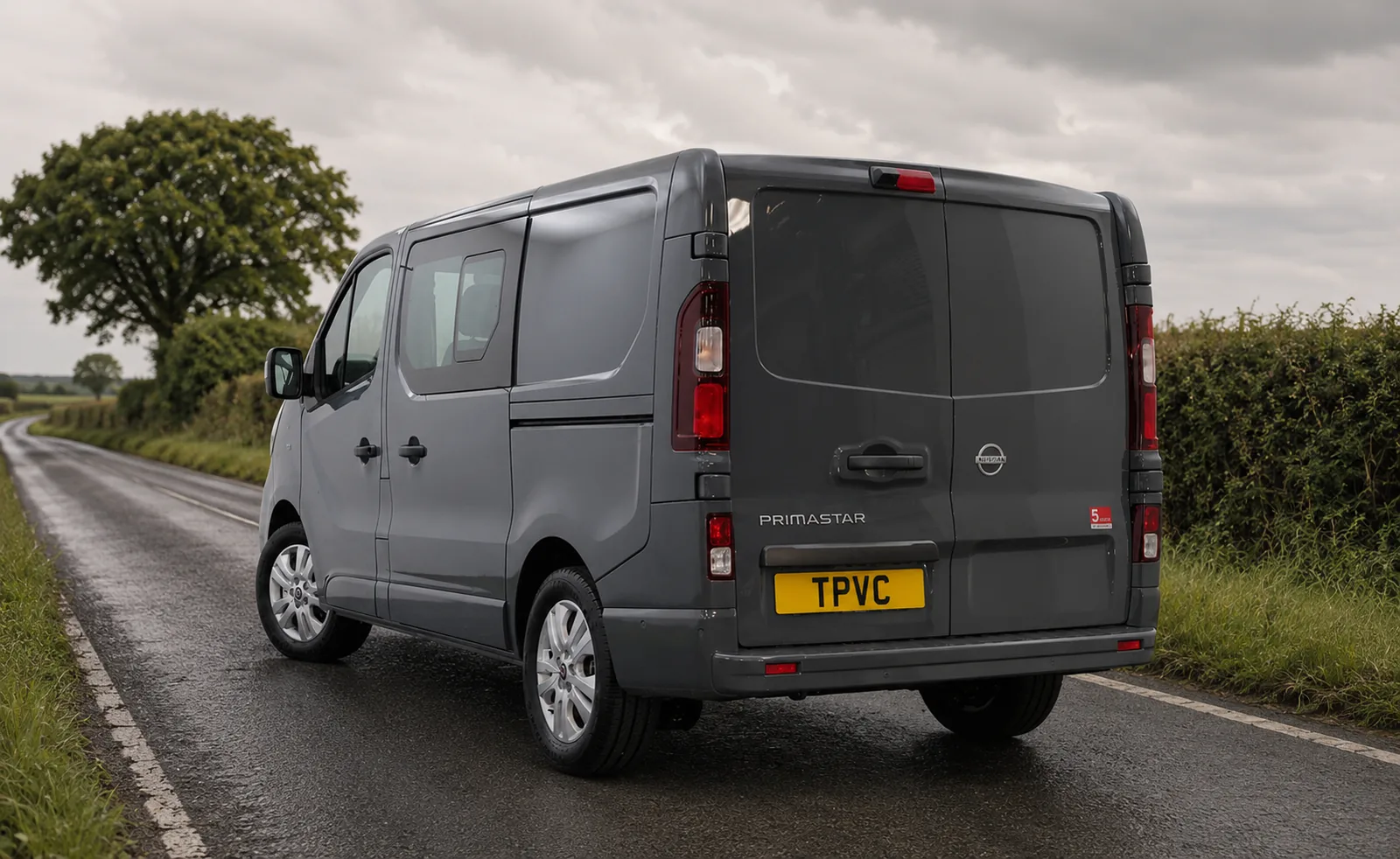 nissan-primastar-tekna-dciv-l1-rear