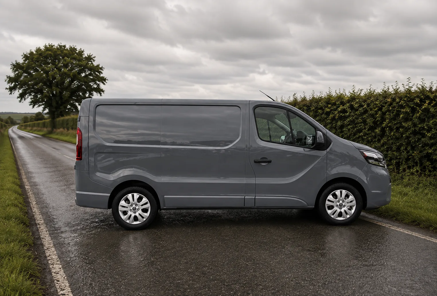 nissan-primastar-tekna-l1-side