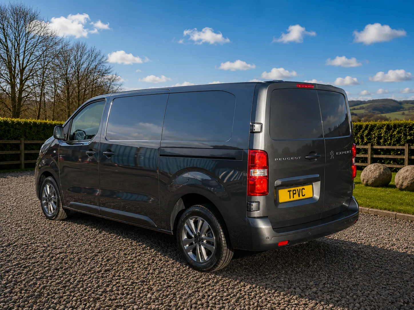 peugeot-expert-m-asphalt-rear