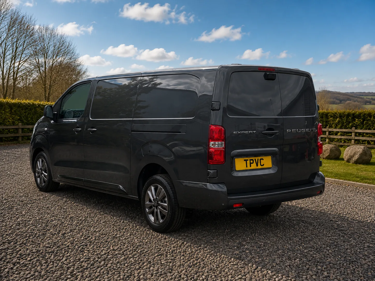 peugeot-expert-xl-asphalt-rear