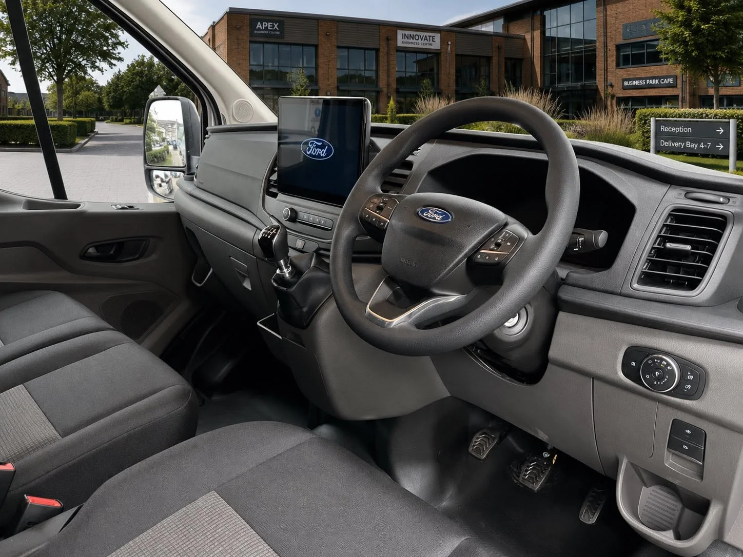 ford-transit-leader-l3h3-v2-4