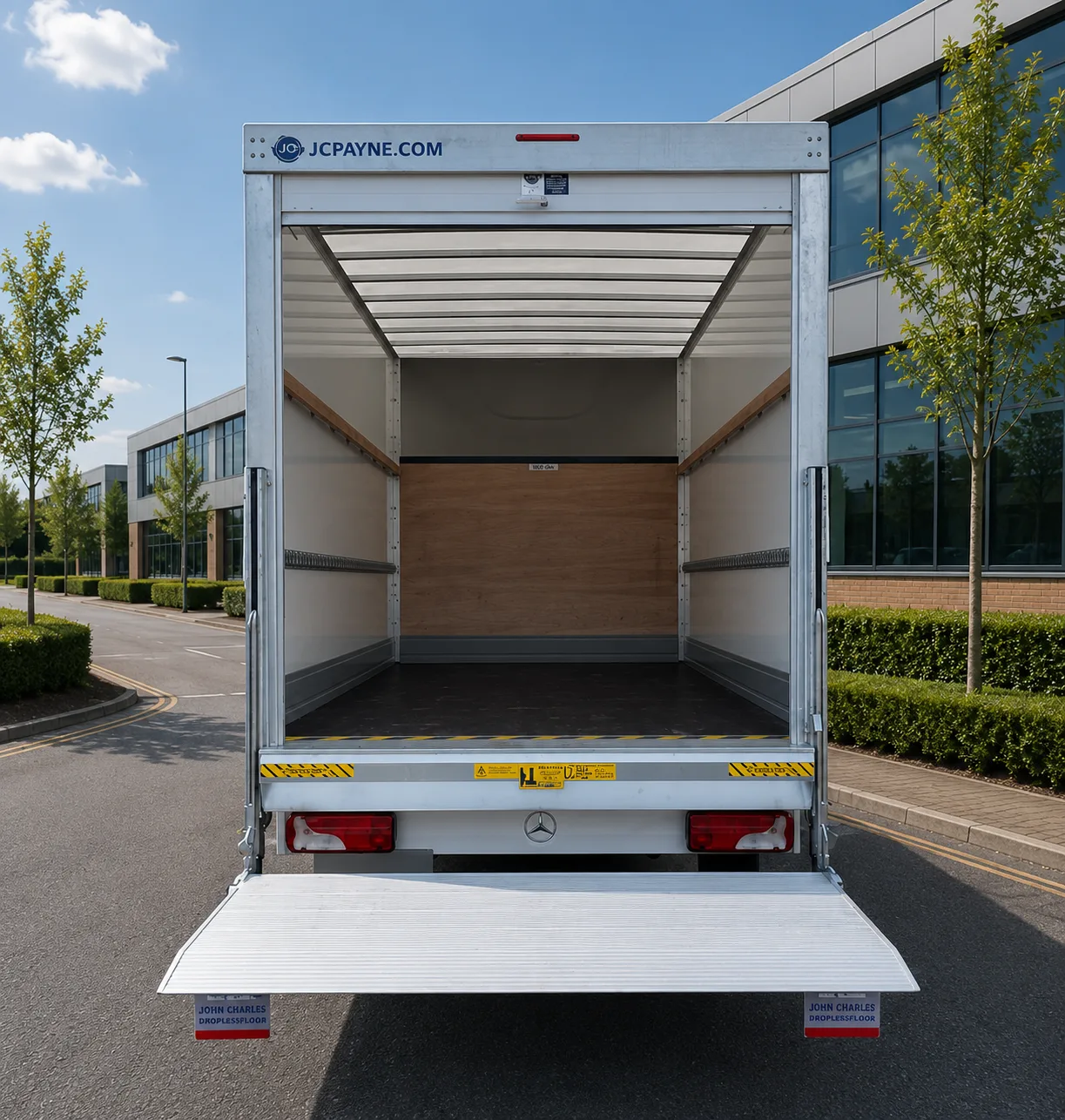 mercedes-sprinter-l3-luton-3